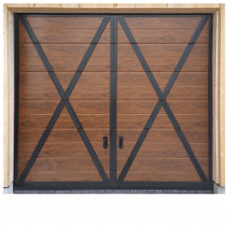 Sektionaltor Mittelsicke in...