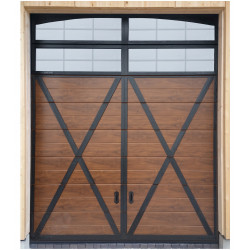 Sektionaltor Mittelsicke in...